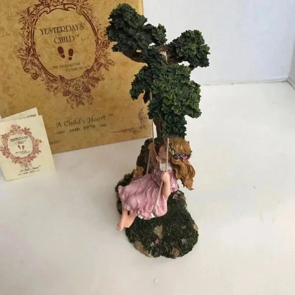 Yesterdays Child Mary Ann Braxton Sky Figurine - Picture 4 of 12